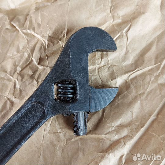 Разводной ключ СССР Новый