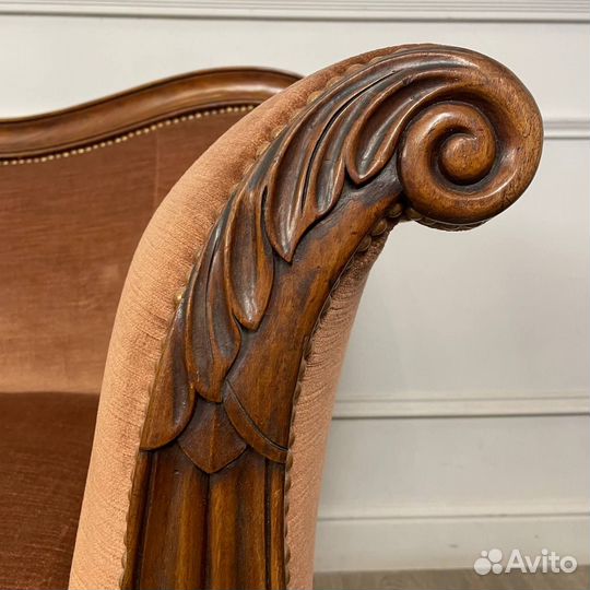 Диван Антикварный конца XIX века