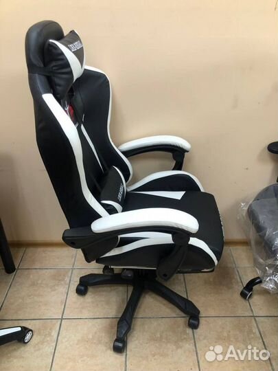 Компьютерное геймерское игровое кресло новое