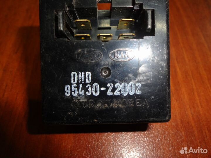 Блок реле обогрева заднего стекла Hyundai Accent