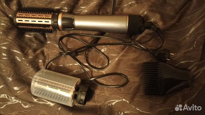 Фен-щетка Remington Keratin Protect AS8810