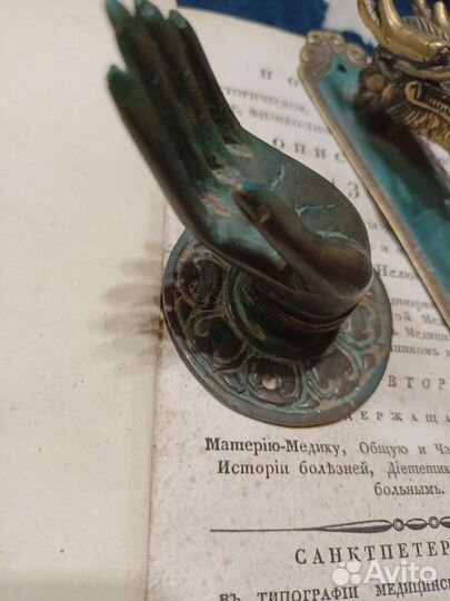 Декоративные бронзовые крючки