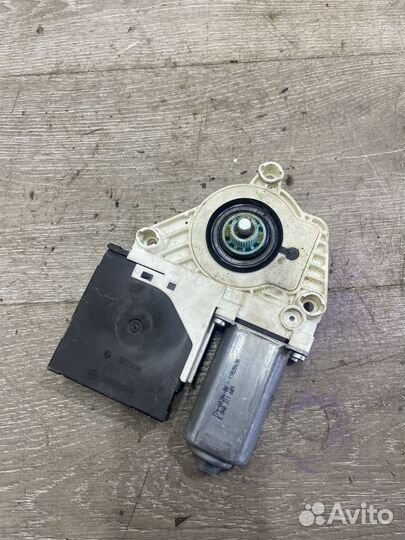 Стеклоподъемник электр. передний левый seat Toledo