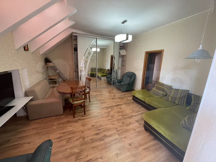 2-к. квартира, 62 м², 8/8 эт.