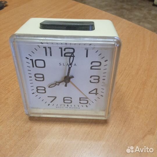 Часы будильник Слава