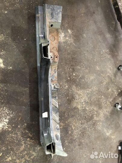 Порог правый Рено логан 1 поколение