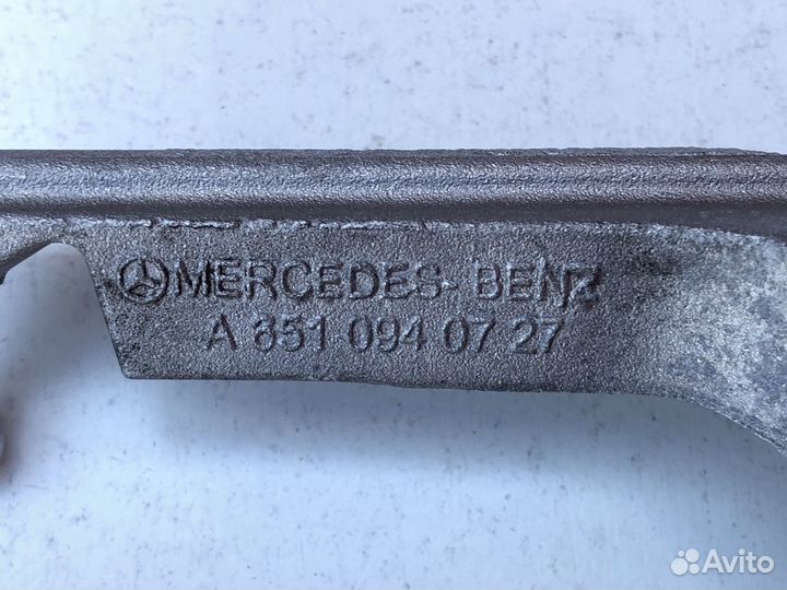 Крепления мотора мерседес 651 глц 2018 год