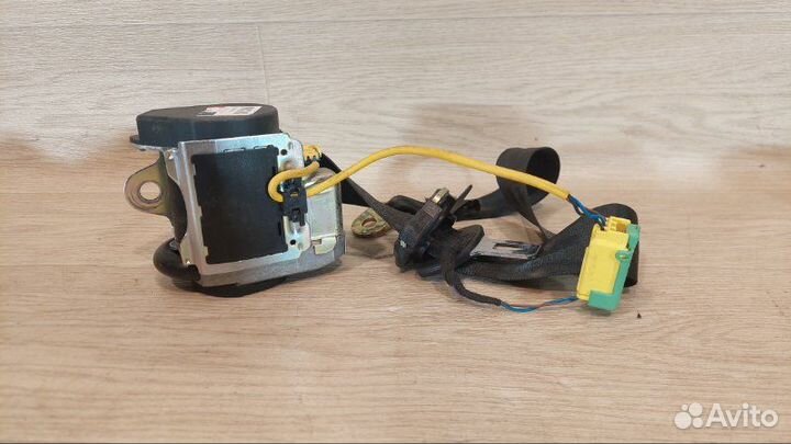 Ремень безопасности задний левый Volkswagen