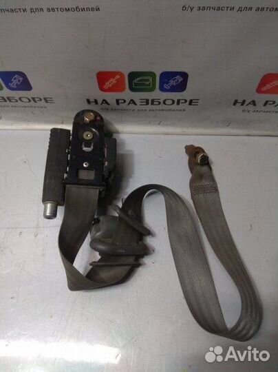 Ремень безопасности передний Toyota Avensis