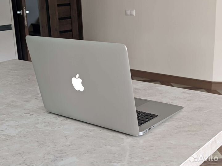 Apple MacBook Air 13 2014 г
