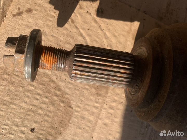 Привод правый laguna 3 2,0 бензин