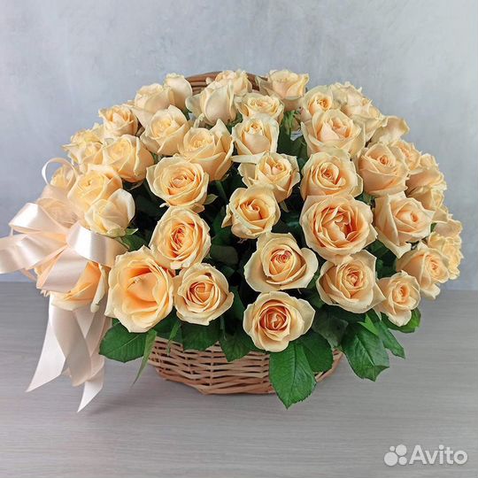 Розы персиковые Букет