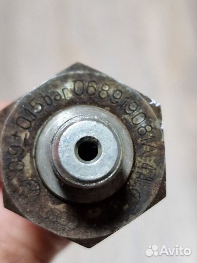 Датчик давления масла Volkswagen Passat B3 1.9 D