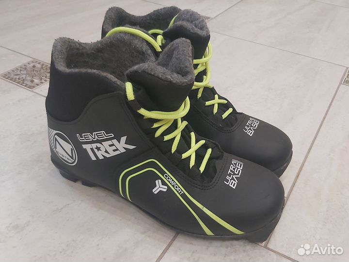 Лыжные ботинки классические