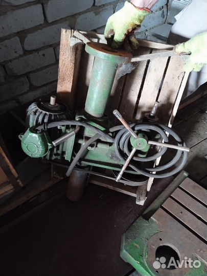 Сверлильный станок