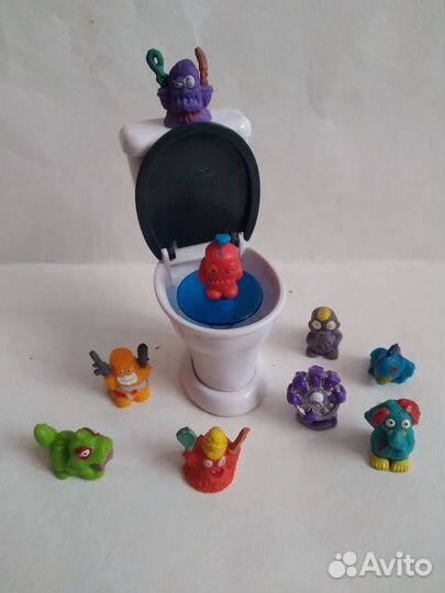 Унитазные монстры