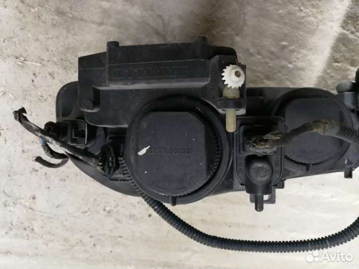 Фара передняя правая Alfa Romeo 156