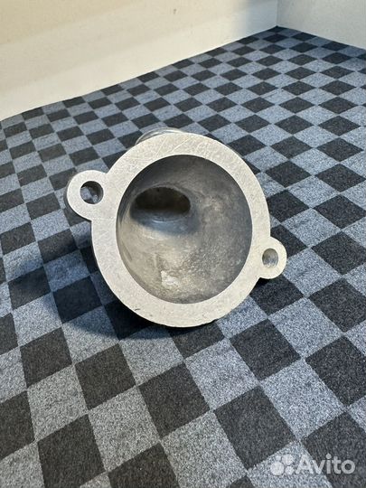 Крышка корпуса термостата Волга,уаз 402