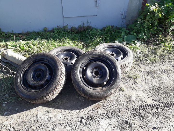 Колеса зима R15 LADA Renault Vesta :Gislaved 100