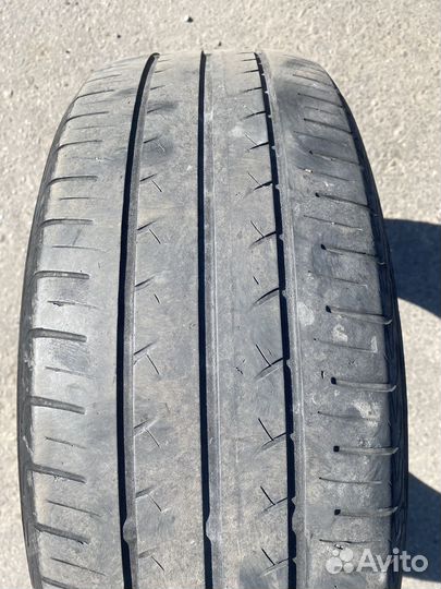 Yokohama BluEarth-A 215/60 R16 99H
