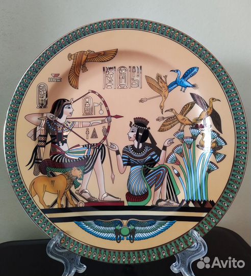 Статуэтки, ваза, тарелка. Декор. Подарки