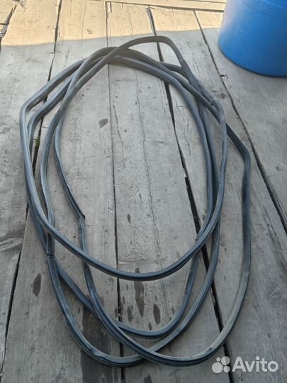 Резинки уплотнительные для дверей на LADA Granta