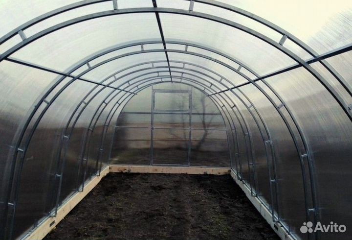 Теплица из поликарбоната