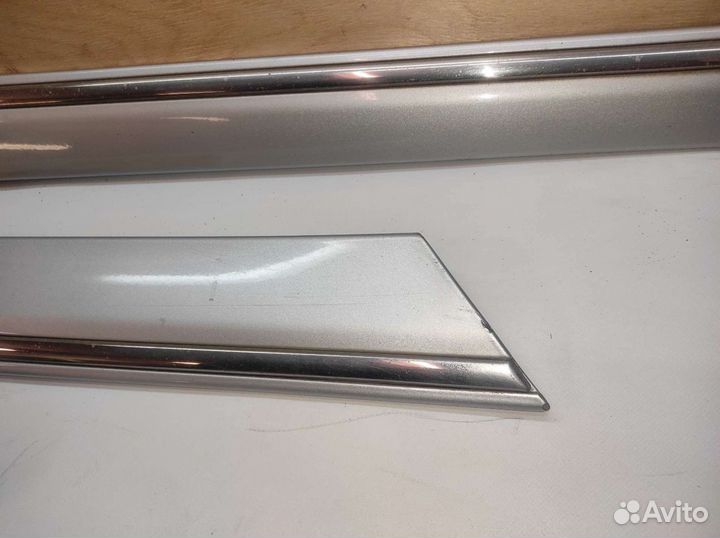 Молдинги на двери Mercedes-Benz W203 2003 правая с