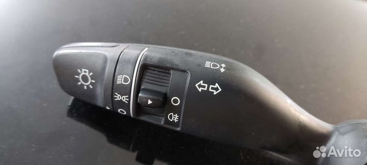 Переключатель поворотников Hyundai Solaris 2