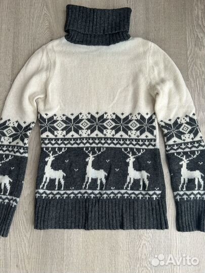 Свитер водолазка