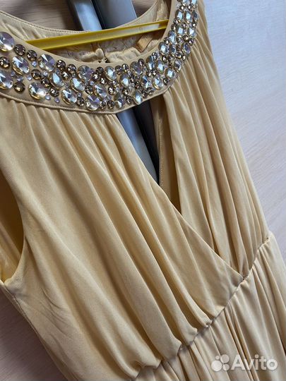 Вечернее платье