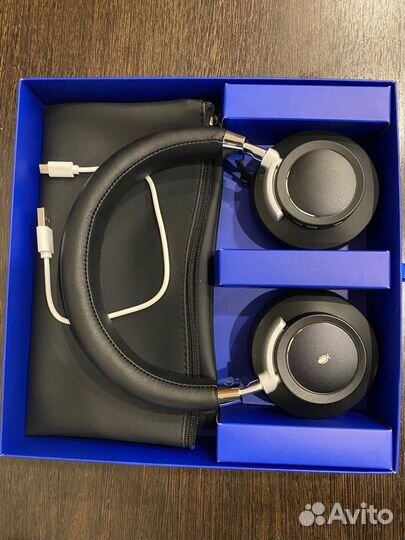 Беспроводные наушники Aria