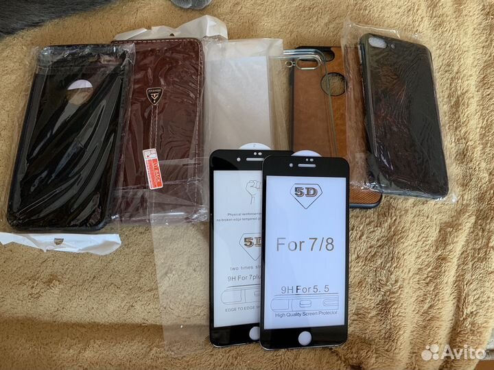 Чехлы и плёнки для iPhone 7 Plus