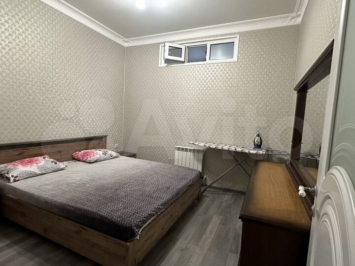 2-к. квартира, 52 м², 2/10 эт.