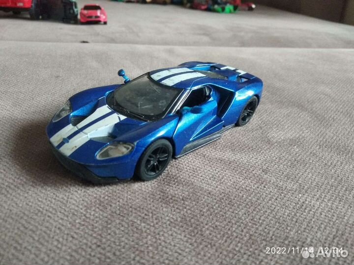 Детские металлические машинки