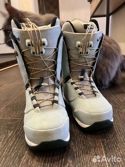 Сноубордические ботинки женские