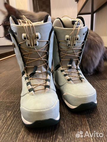 Сноубордические ботинки женские