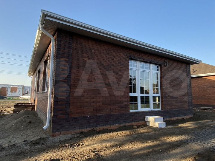 Дом 93 м² на участке 5 сот.