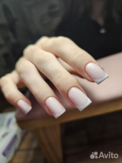 Маникюр