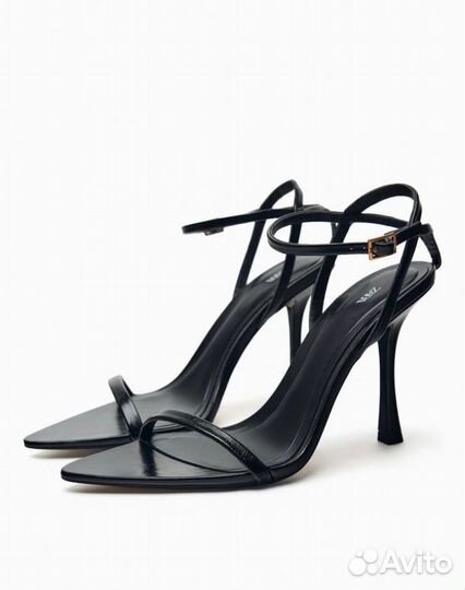 Босоножки на каблуке