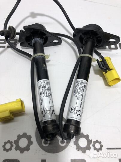 Актуатор активного капота Mercedes W205