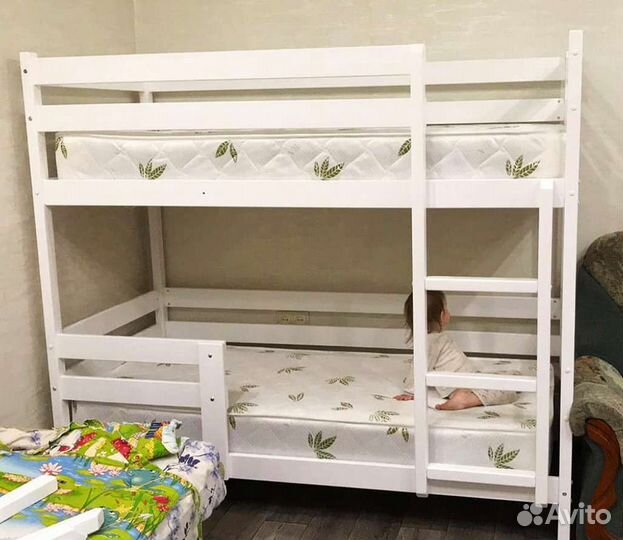 Двухъярусная кровать детская белая С