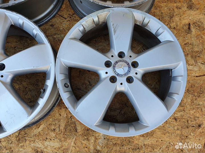 Комплект литых дисков R19x8 5x112