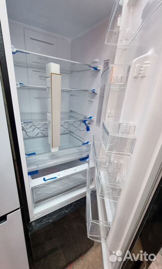 Новый Инверторный холодильник (351 л, No Frost)