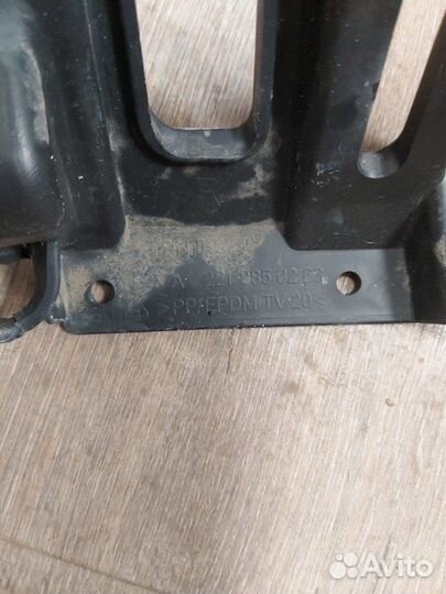 Кронштейн Mercedes S 500 4Matic W221 273 968 2008