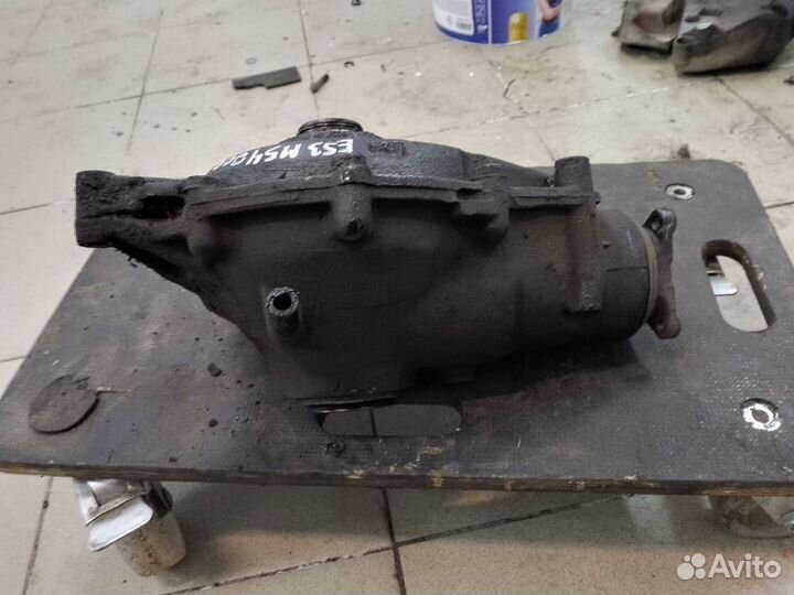 Редуктор передний BMW X5 E53 M54 дорест