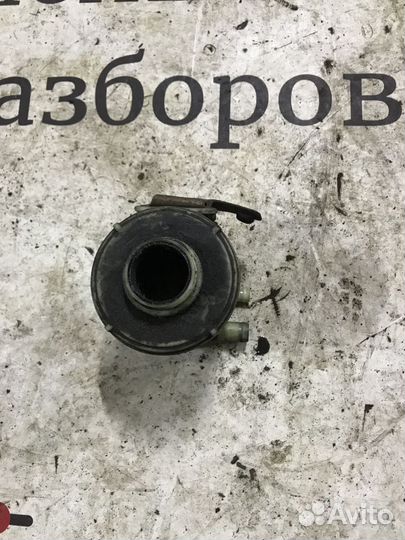 Бачок гур Renault Logan I (2004—2009)