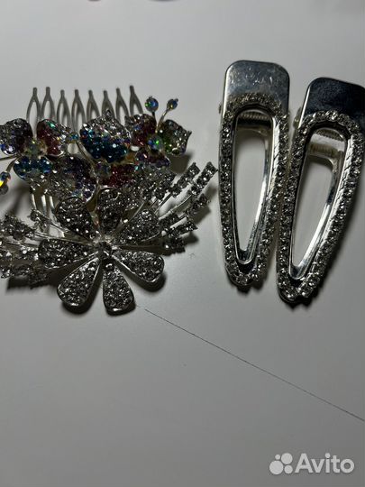 Заколки для волос