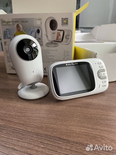 Видеоняня с монитором новая