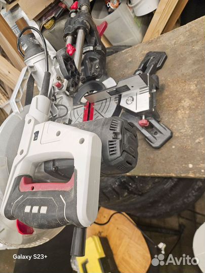 Торцовочная пила зубр зпт-255-1800 пл